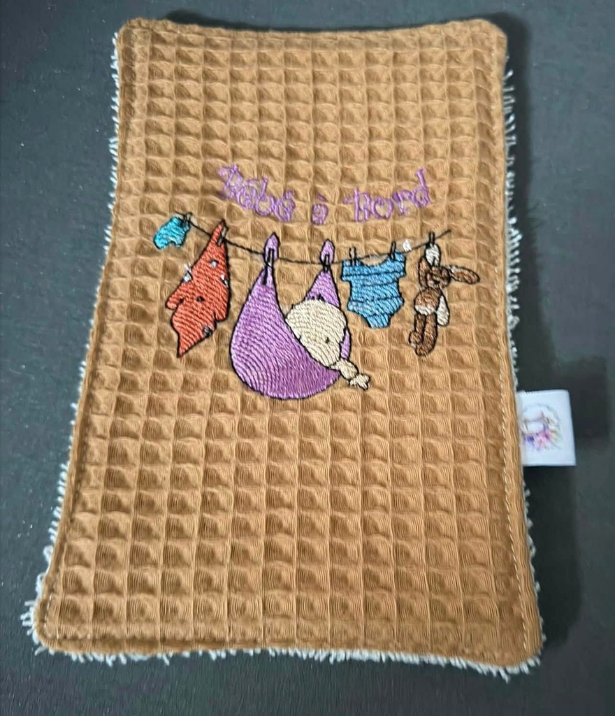 Bébé à bord 5