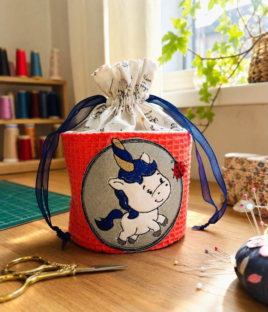 Licorne et coccinelle (appliqué) 5