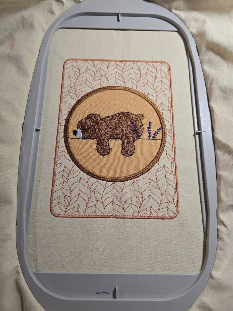 Ourson endormi (Ce fichier est offert à l’achat d’un fichier de broderie) 6