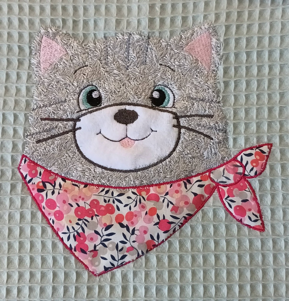 Chat Bandana (appliqué) 3