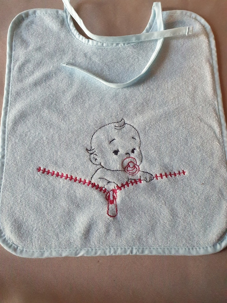 Bébé zippé 3