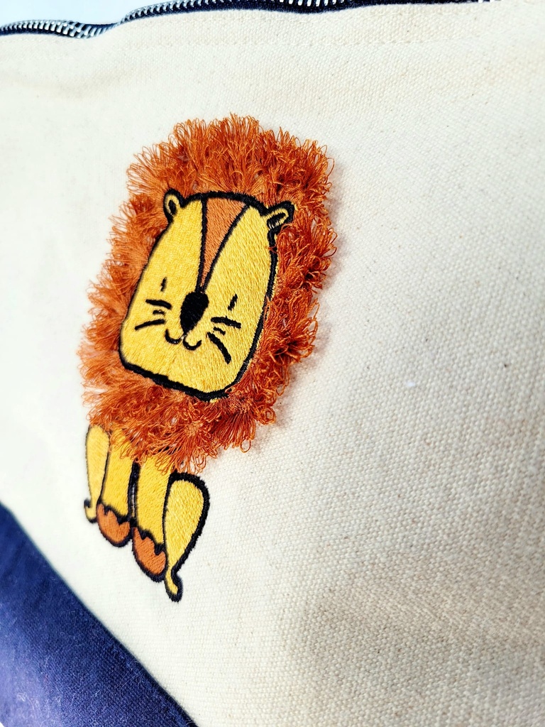 Léo le lion à franges 3