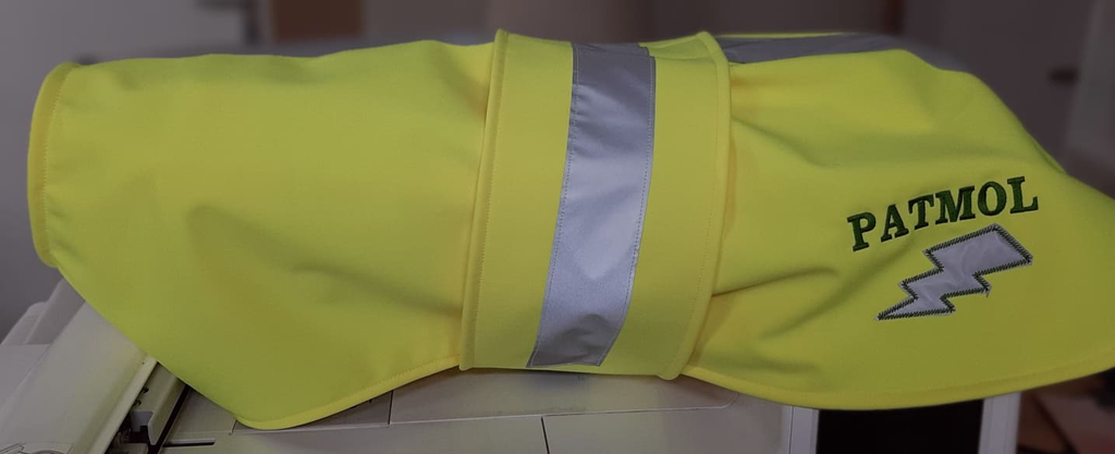 Manteau softshell fluo avec bandes réfléchissantes 4