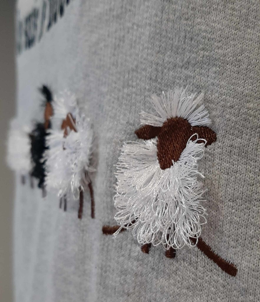 Mouton noir sweat 2