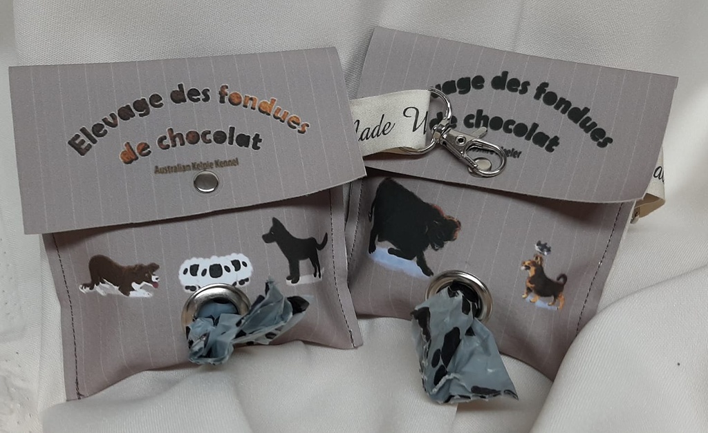 Distributeur de sac à besoin