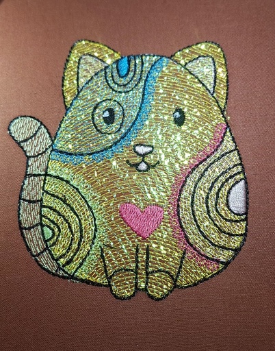Chat oeuf