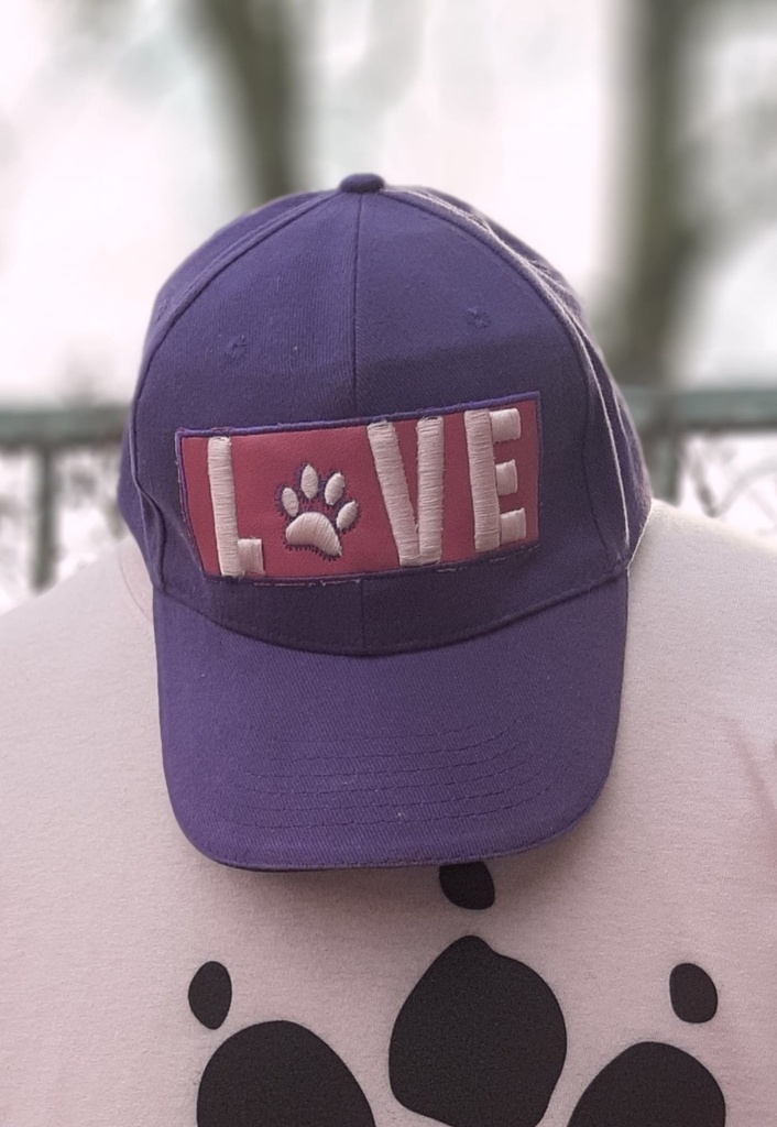 Casquette Love patte